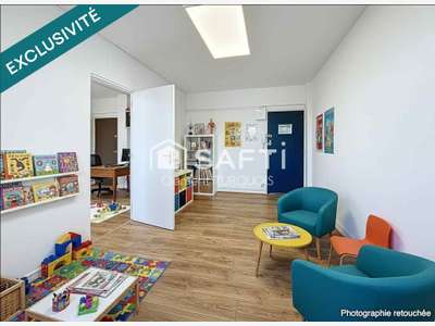 AV bureau de 65m² en R+3 à Tours quartier Rabelais