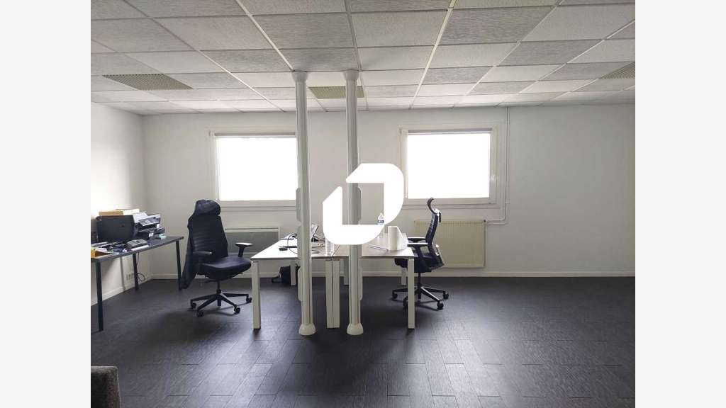 Vente Bureaux 112m² Trappes
