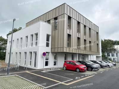 A vendre bureaux 647m² à Treillières Parc de Ragon