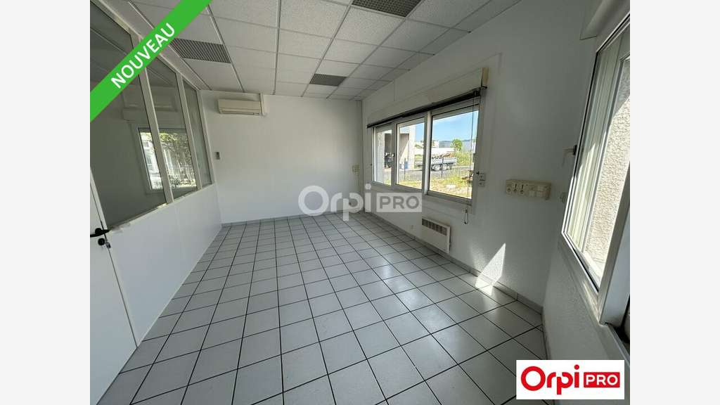 VALENCE - BUREAU à vendre