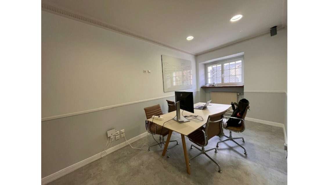 A vendre bureaux 98m² R+1 à Vannes centre