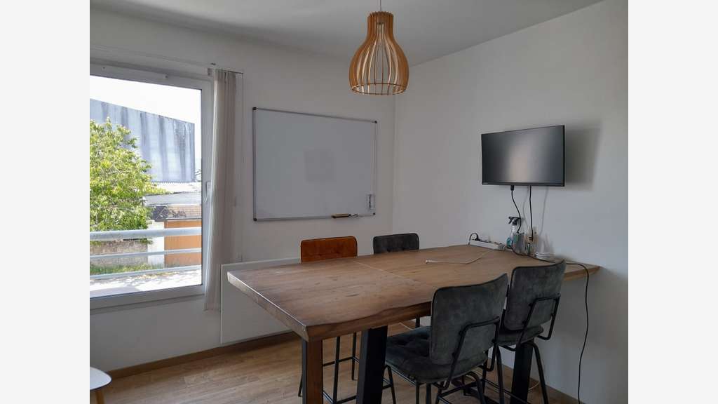 A vendre bureaux 67m² au 1er étage Vannes Ouest