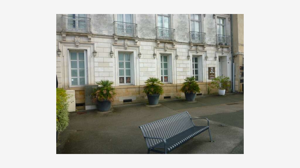Vente murs commerciaux 104m² Port de Vannes