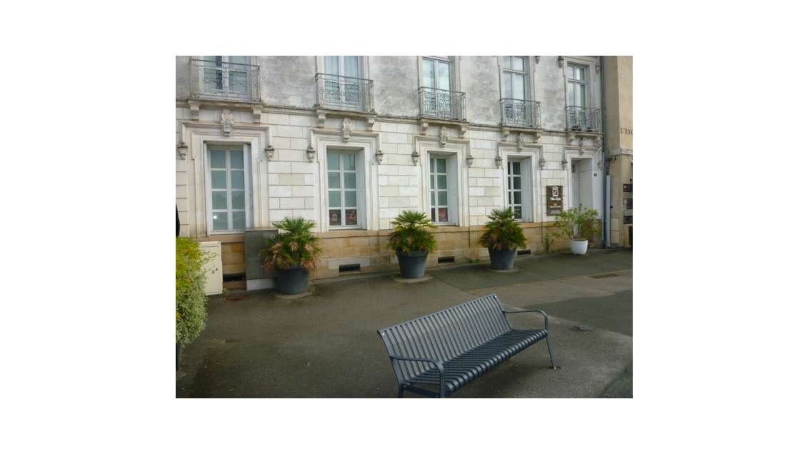 Vente murs commerciaux 104m² Port de Vannes