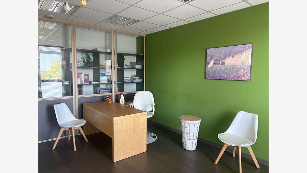 Bureaux professionnels empl prisé Vannes Ouest