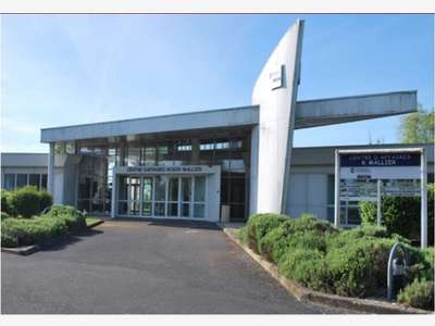 À vendre bureaux 1111m² ZAC de Vatry