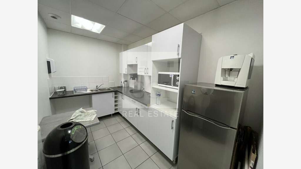 Vente bureaux 124m² proche A43 à Vaulx Milieux