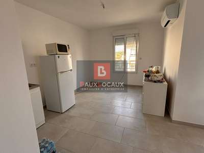 Bureaux occupés aménagés à vendre à Vedène