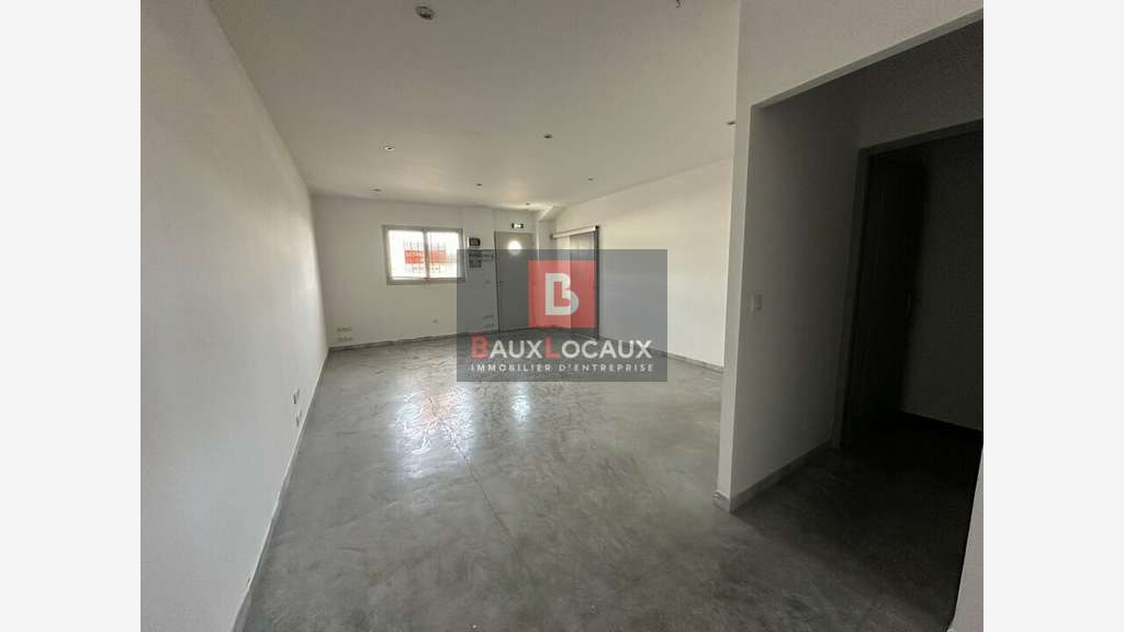 Bureaux de 153m² à vendre en ZA de Vedène