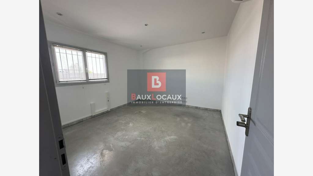 Bureaux de 153m² à vendre en ZA de Vedène