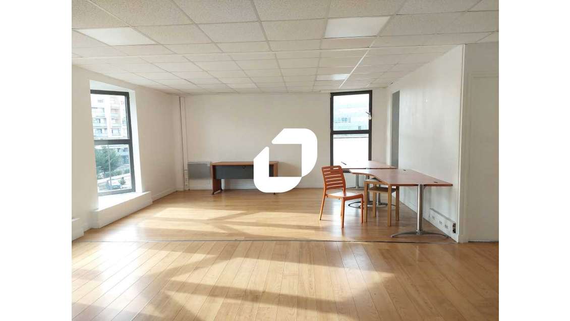 Vente Bureaux 2500m² Velizy villacoublay