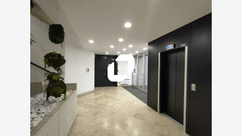 Vente Bureaux 77m² Velizy villacoublay