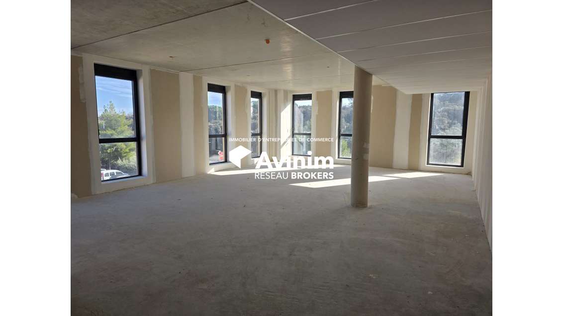 Bureaux en VEFA de 100m² à vendre  à Vendargues