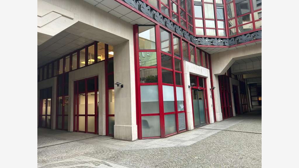 BUREAUX VENDUS OCCUPES