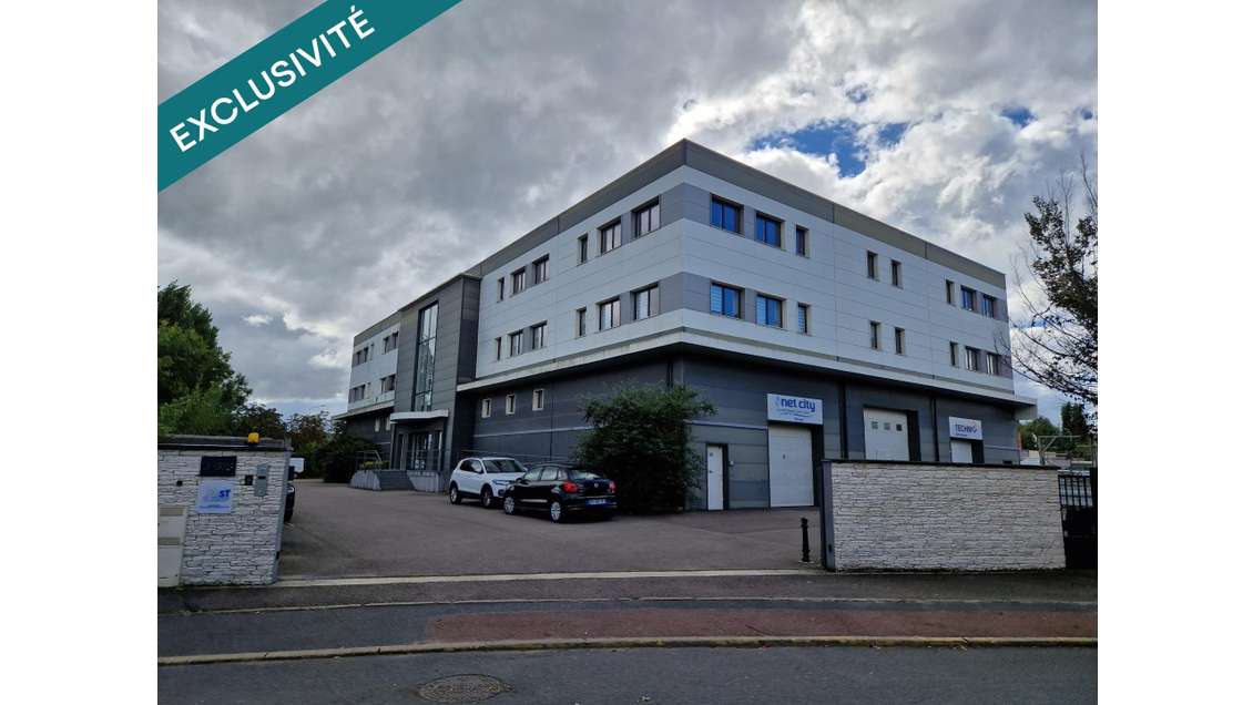 Vente bureau 54m² ZA proche gare d'Achères