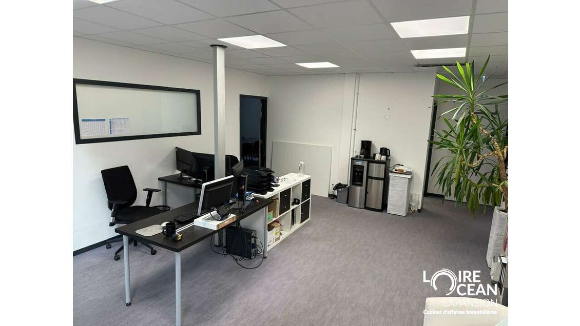 Vente bureaux 103m² accès axes principaux à Vertou