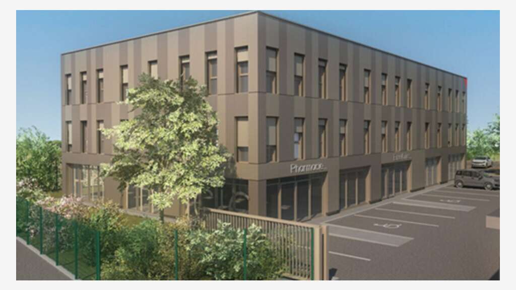 AV local professionnel 71m² à Villefranche