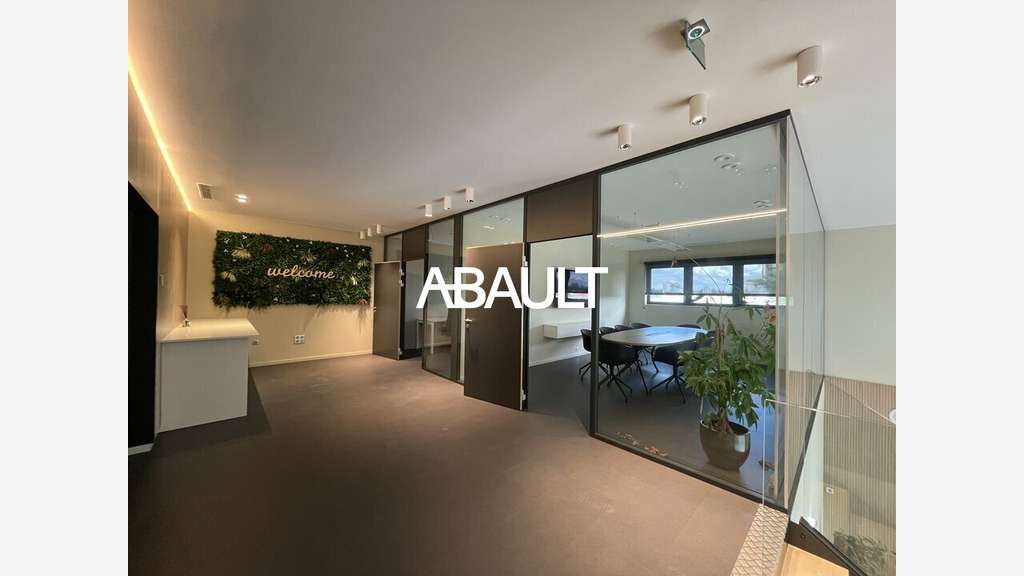 Bureaux meublés à vendre à Villeneuve-Tolosane