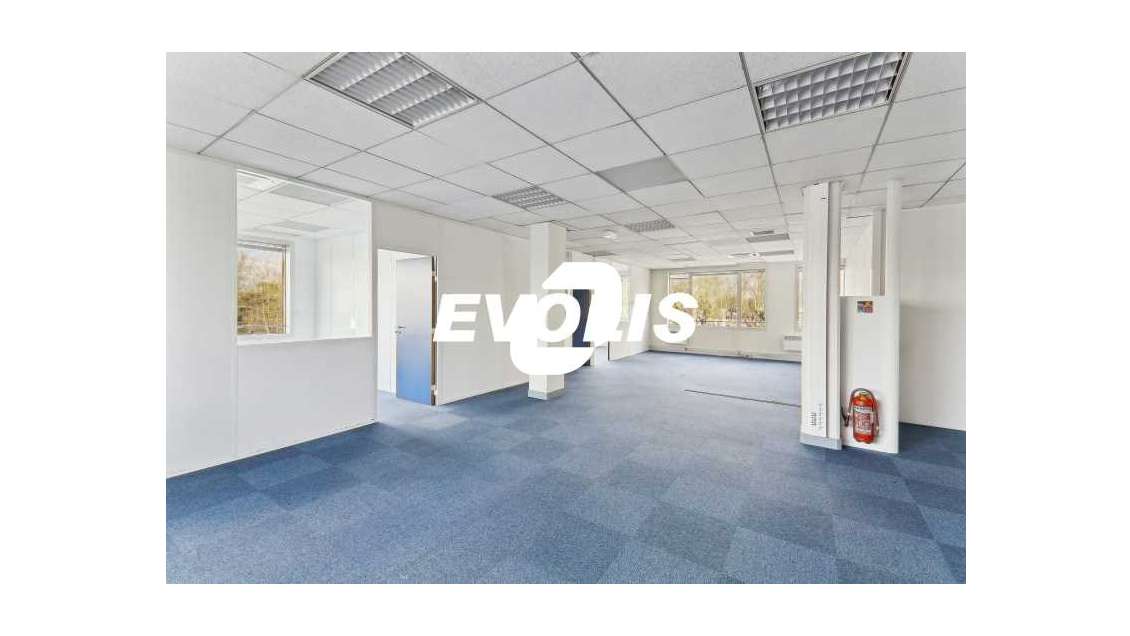 Vente Bureaux 318m² Villepinte