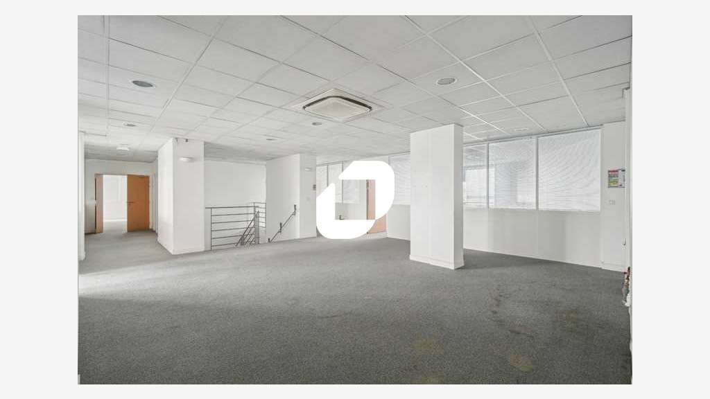 Vente Bureaux 165m² Villepinte