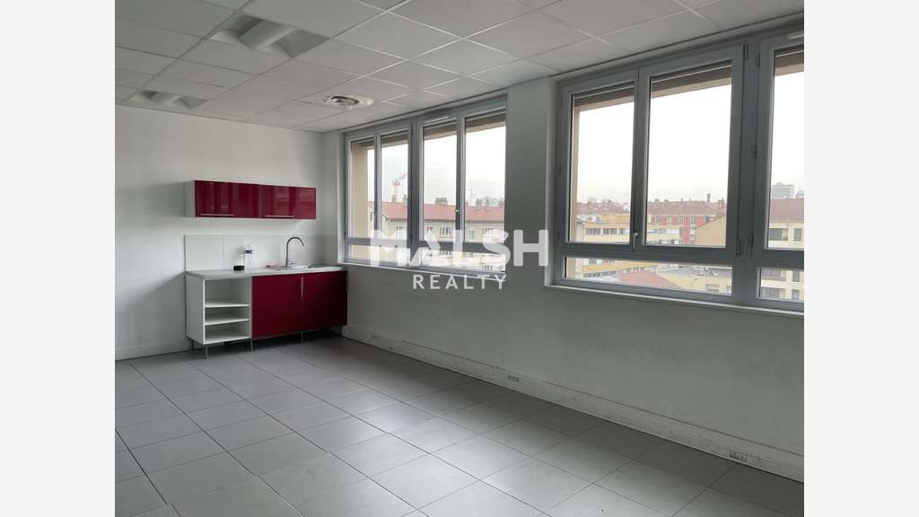Bureaux de 280m² à vendre à Villeurbanne