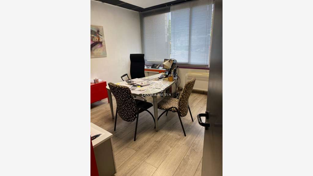 Bureaux 93m² RDC à vendre sur Villeurbanne