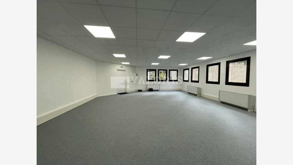 Bureaux à vendre à Villeurbanne Grandclément