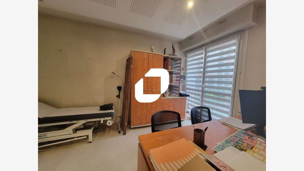 Vente Bureaux 97m² Viry chatillon