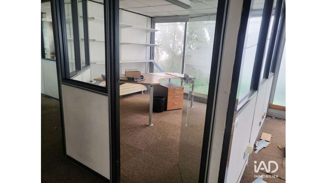 AV bureaux 478m² quartier urbain Vitry-sur-Seine