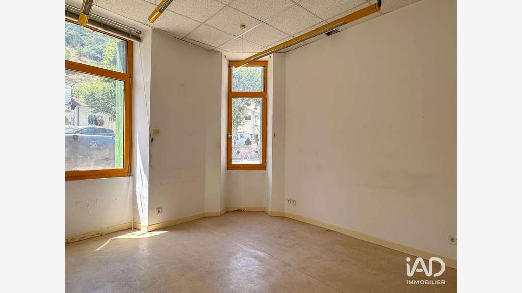 Vente immeuble de 297m² à rénover à Viviers centre