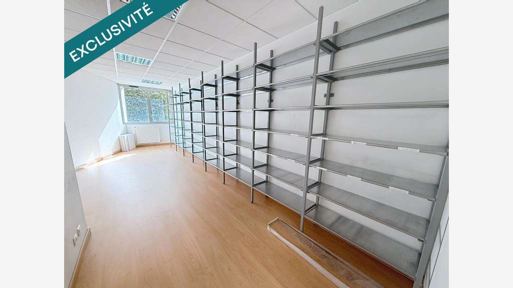 Vente local pro 134m² au 1er étage centre Voiron