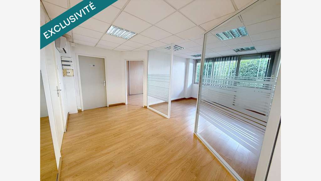 Vente local pro 134m² au 1er étage centre Voiron