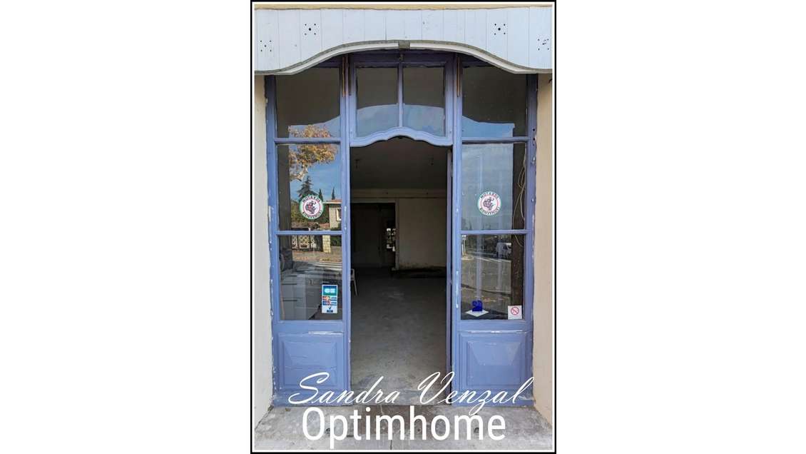 Local commercial 74m² à vendre à Volonne