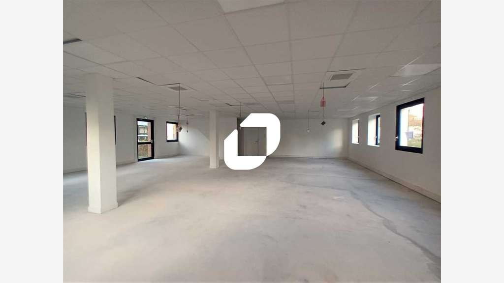 Vente Bureaux 650m² Wasquehal