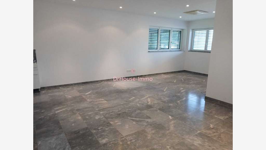 Bâtiment clé en main 365m² à Wettolsheim