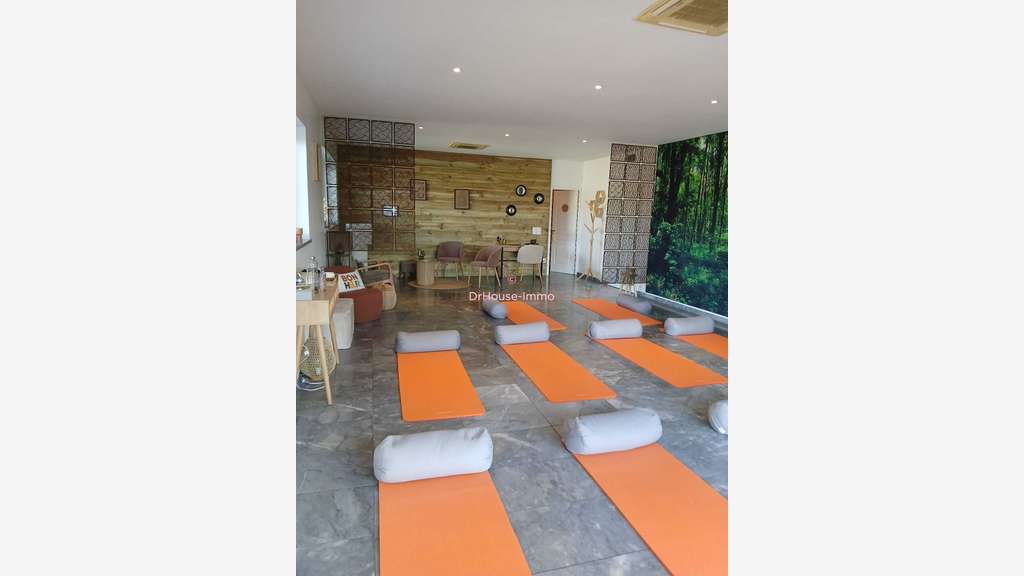 Bâtiment clé en main 365m² à Wettolsheim