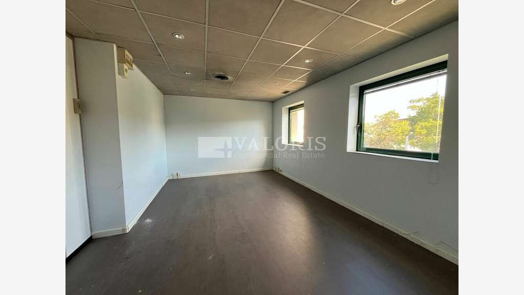 Bureaux 269m² R+1 à vendre aux Pennes Mirabeau