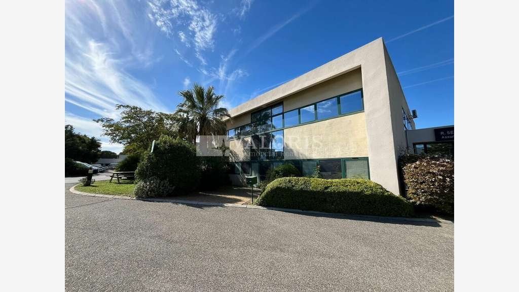 Bureaux 269m² R+1 à vendre aux Pennes Mirabeau
