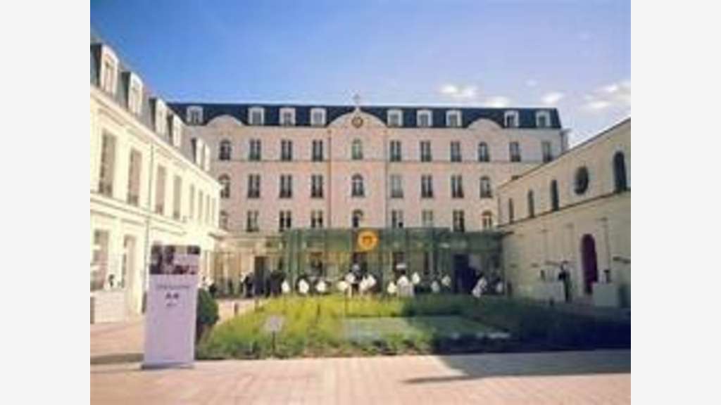 Vente cave rare à Neuilly sur Seine Les Sablons
