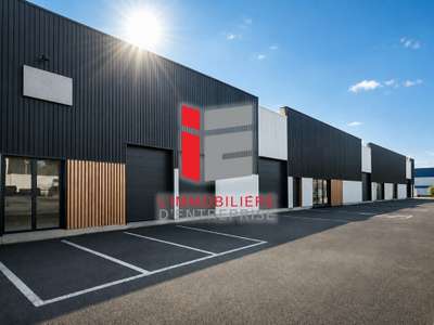 Vente cellule d'activité 228m² à Goven 4 voies
