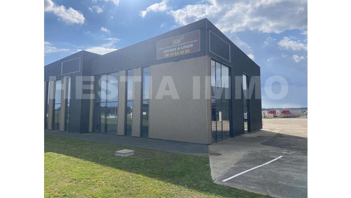 AV cellule neuve 356m² empl N°1  à Ancenis