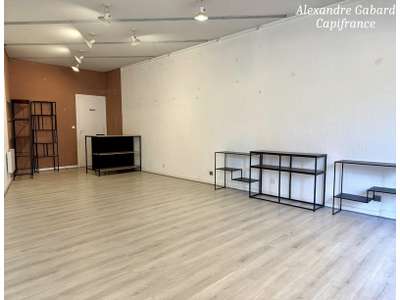 Vente Immeubles commerciaux / Mixtes à La Réole