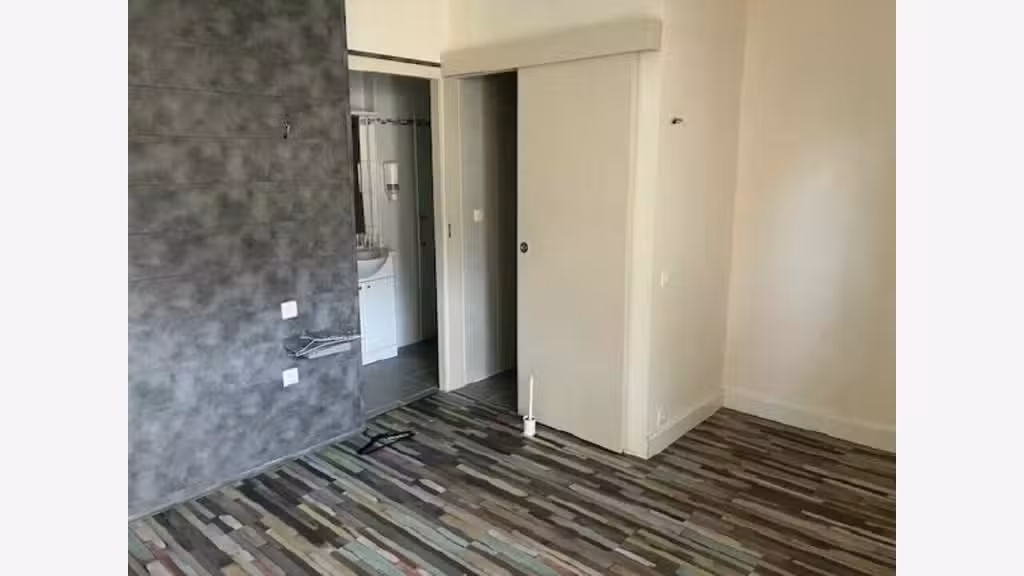 Vente ancienne auberge de 1100m² à Buxueil centre