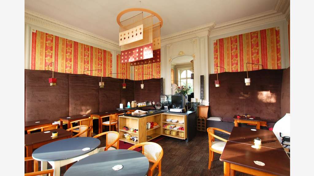 Av demeure bar restaurant chambres à Châtellerault