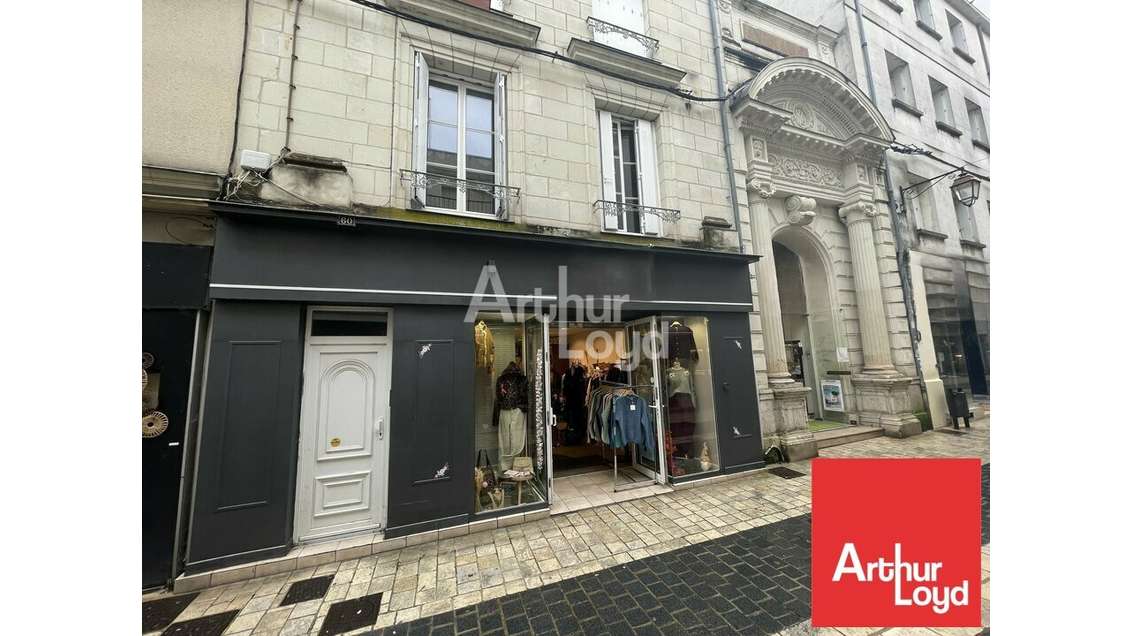 Cède local commercial de 70m² centre Chatellerault