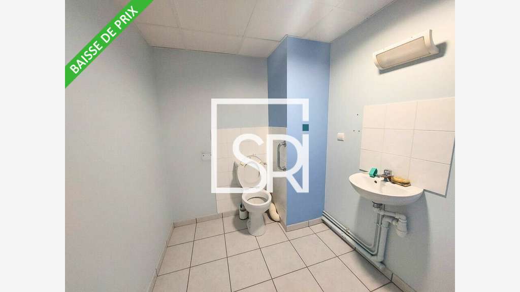Bureaux 111m² à vendre enn RDC à Clermont Ferrand
