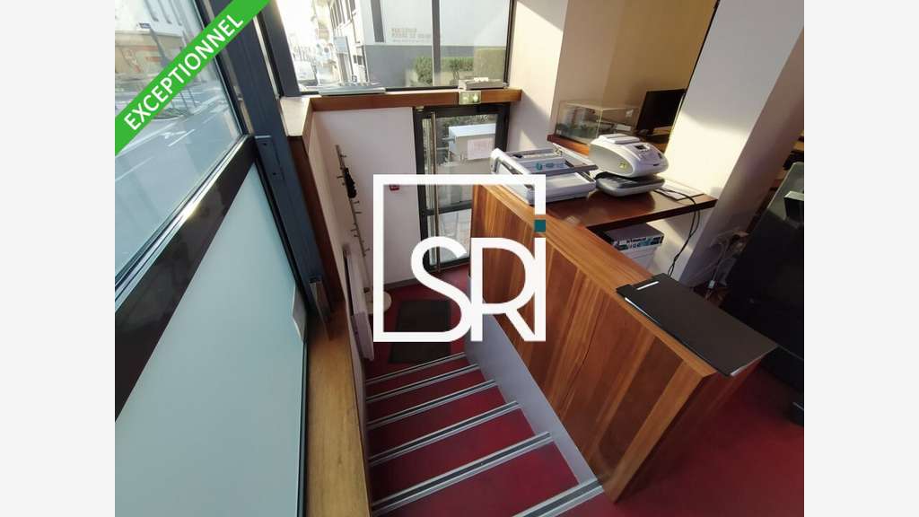 AV bureaux 283m² belle visibilité Clermont-Ferrand