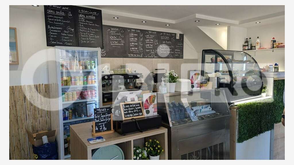 Vente DAB local 30m² emplacement N°1 à Vias