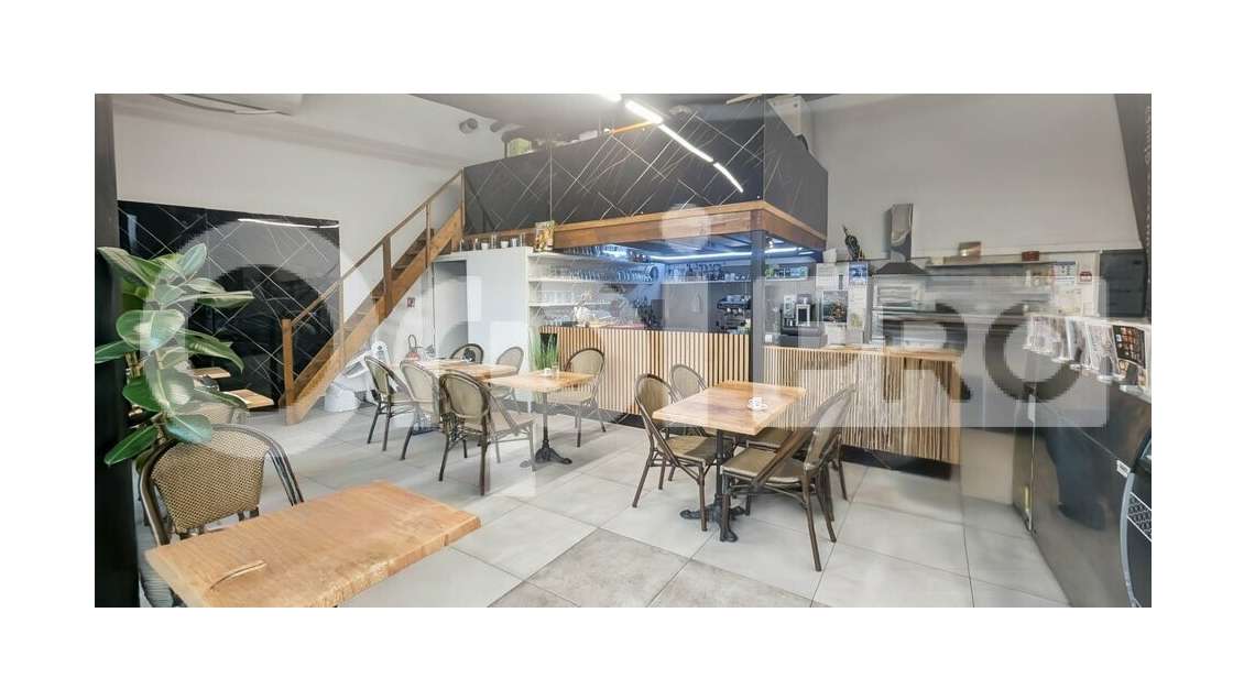 Droit au bail local neuf 60m² empl N°1 Cap d'Agde