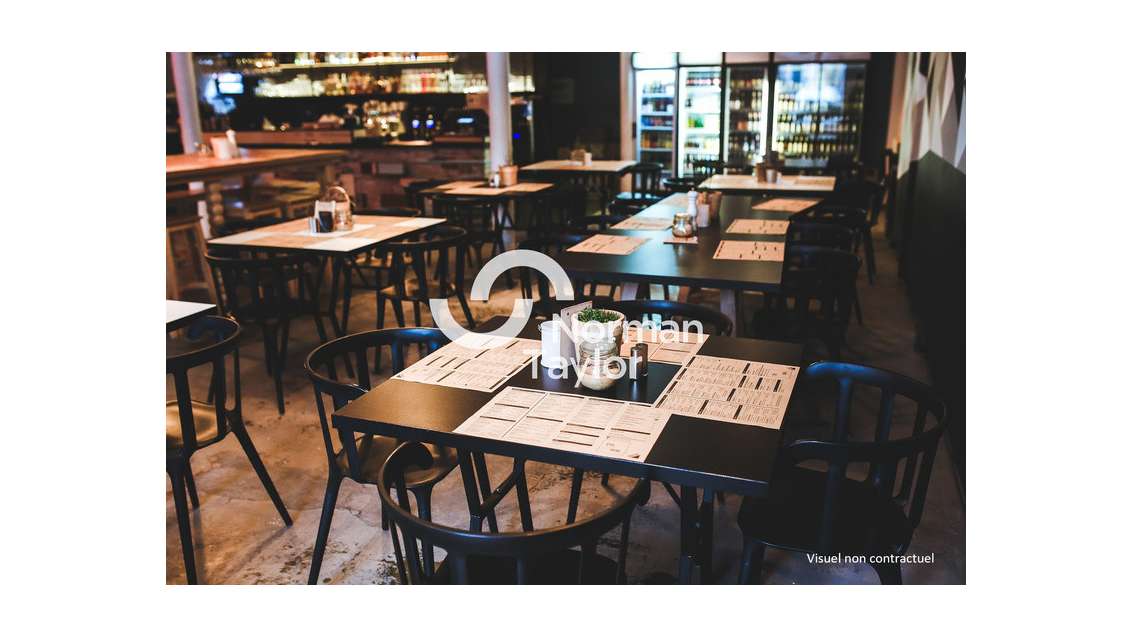 Vente local commercial 31m² à Montpellier Antigone